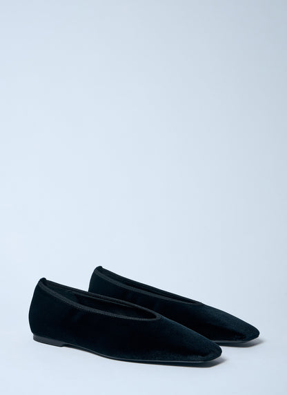 Toteme Women Minimalist Velvet Ballerina Flats by Luosophy