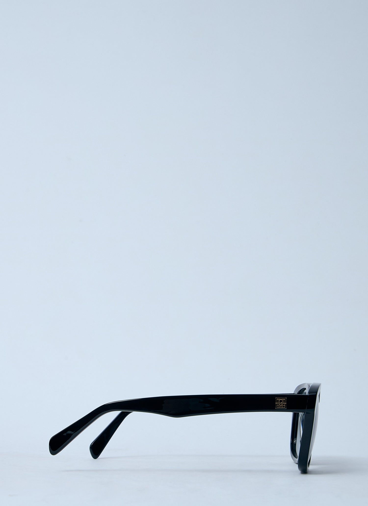 Toteme Women Navigator Sunglasses by Luosophy
