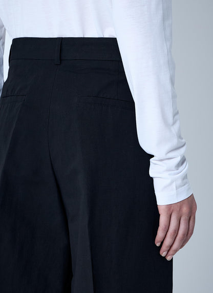 Toteme Women Tailored Shorts  DestGlow