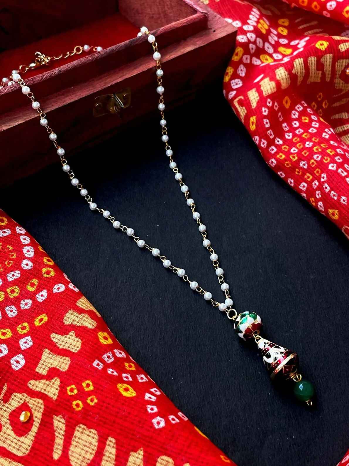 Joban Fashion Handmade Shell Pearl Chain Meenakari Pendant Necklace