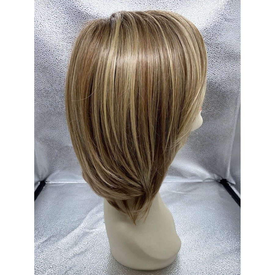 Raquel Welch Upstage Wig