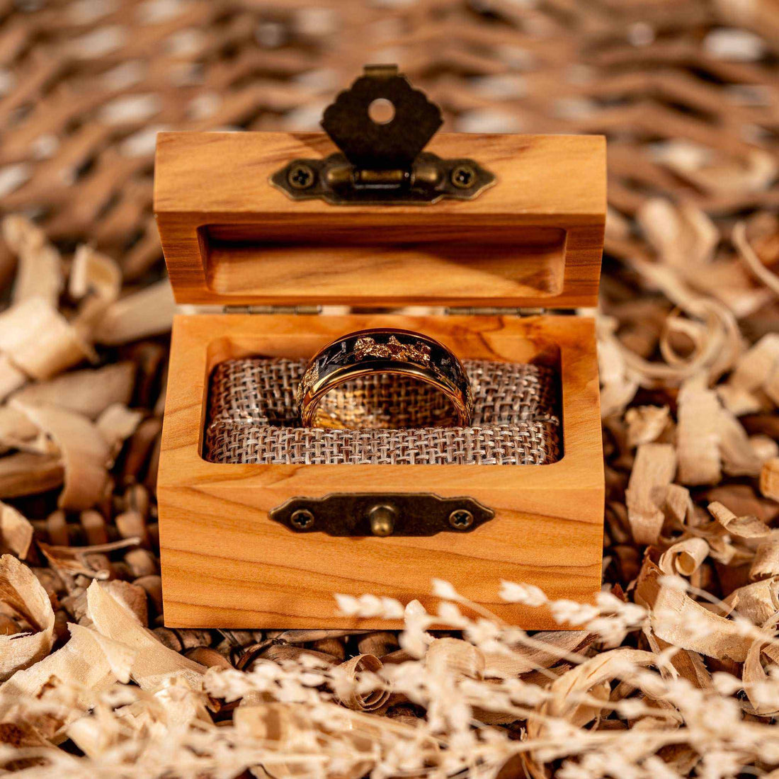 Meteorite x 22K Gold Leaf Tungsten Carbide Ring - DestGlow