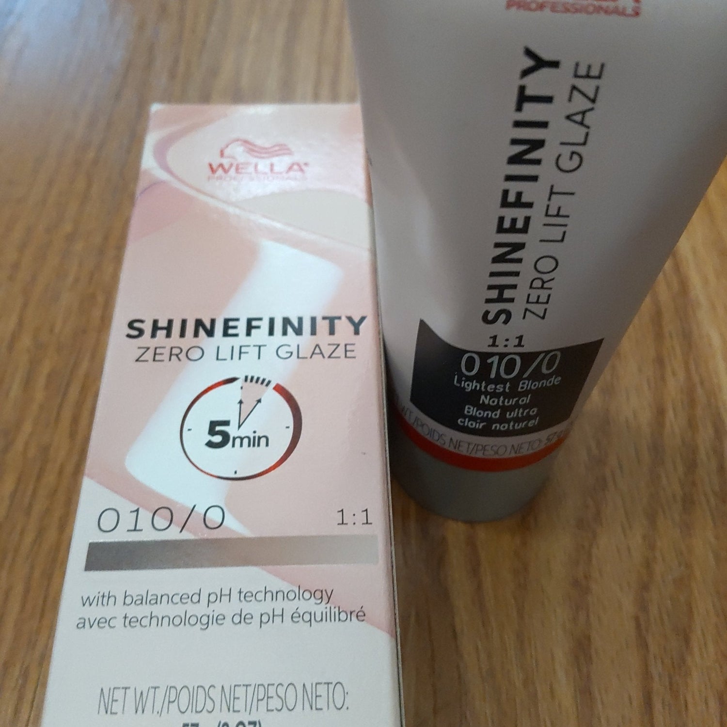 Wella Shinefinity Zero Lift Glaze 04/0, 2 oz