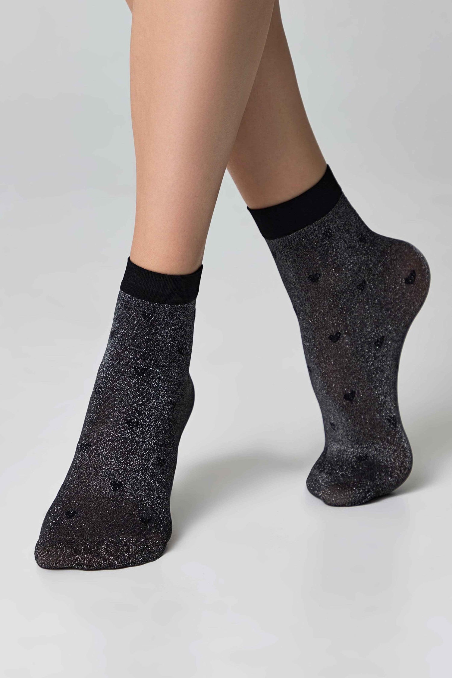 Shimmering Socks Conte Fantasy - "Hearts" Designs