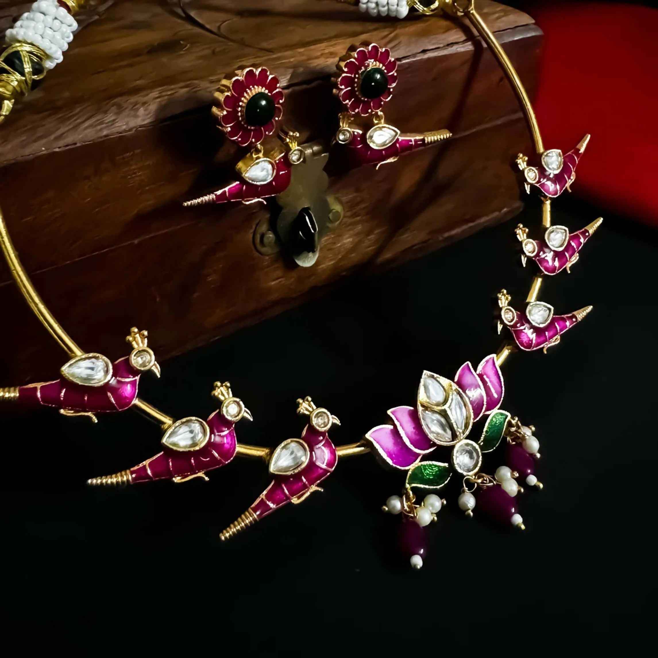 Joban Fashion Jadaau Peacock Hasli Necklace Set