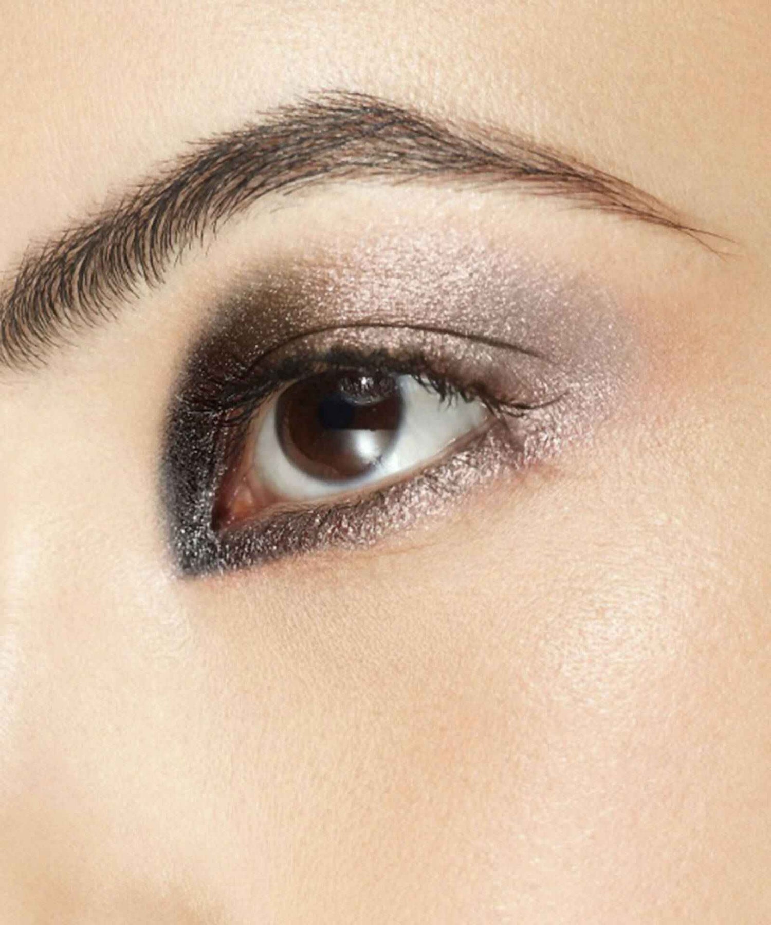 Lakme Absolute Explore Liquid Eye Shadow - Cashmere Love &amp; Diamond Black
