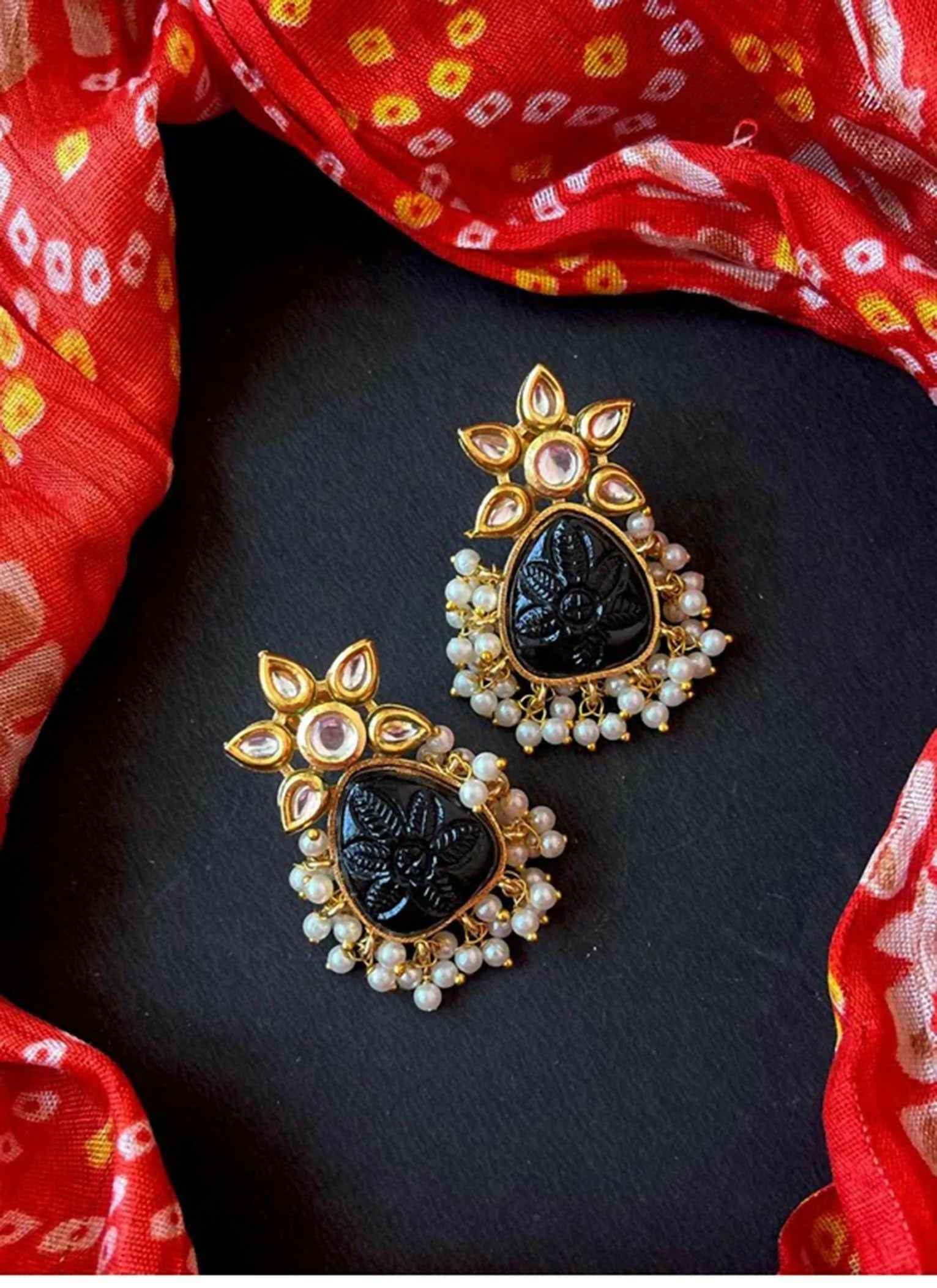 Joban Fashion Monalisa Carving Stone Beaded Earring